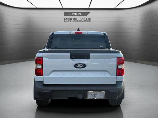 Space White Metallic 2026 Ford Maverick Lariat