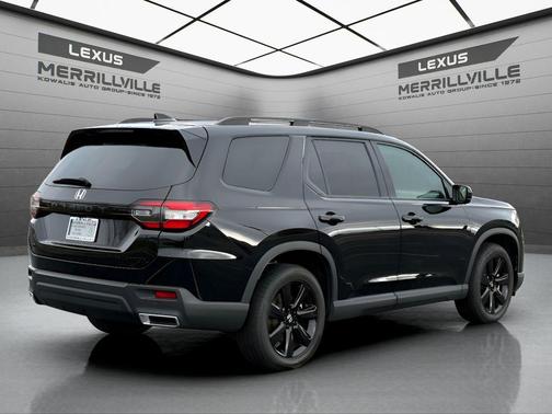 Black 2025 Honda Pilot Black Edition