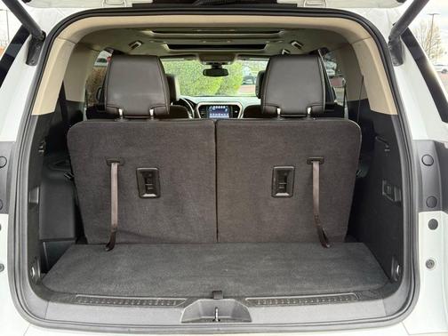 White Frost Tri-Coat 2017 GMC Acadia Denali