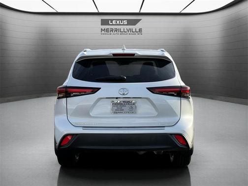 2025 Toyota Highlander XLE