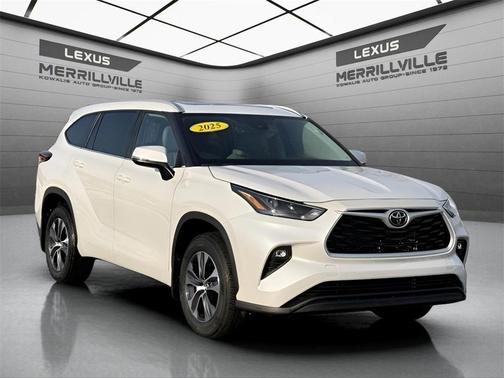 2025 Toyota Highlander XLE