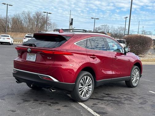 2024 Toyota Venza XLE