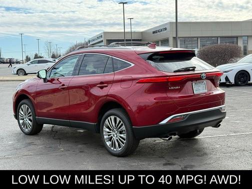 2024 Toyota Venza XLE