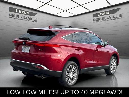 2024 Toyota Venza XLE