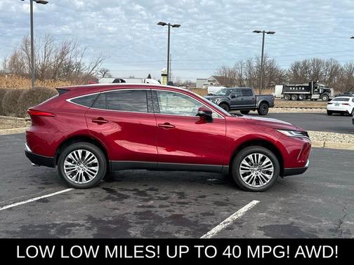 2024 Toyota Venza XLE