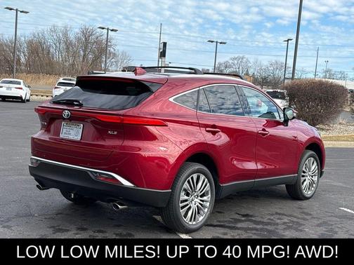 2024 Toyota Venza XLE