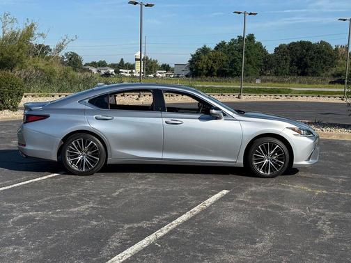Iridium 2024 Lexus ES 350 350