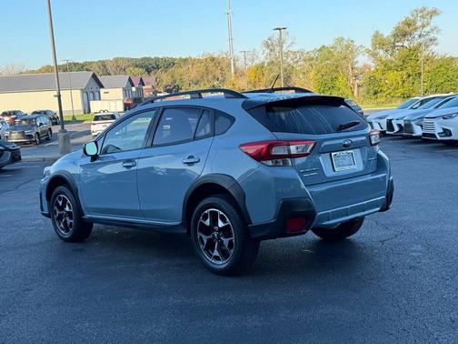 Cool Gray Khaki 2019 Subaru Crosstrek 2.0i