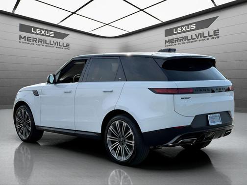 Fuji White 2024 Land Rover Range Rover Sport SE