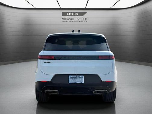 Fuji White 2024 Land Rover Range Rover Sport SE
