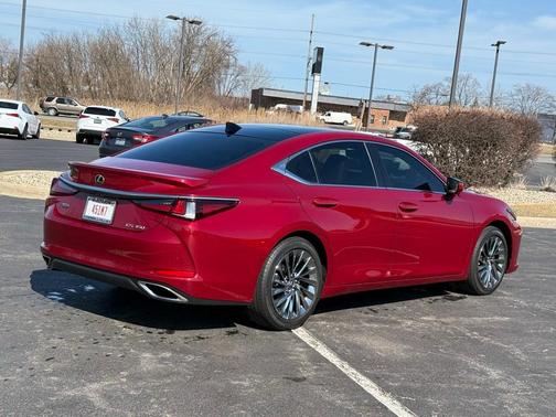 2025 Lexus ES 350 Luxury