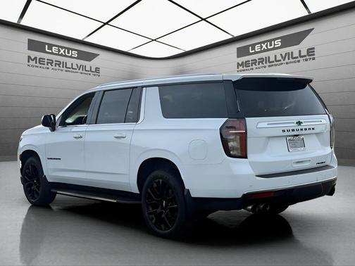 Summit White 2022 Chevrolet Suburban Premier