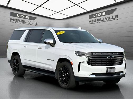 Summit White 2022 Chevrolet Suburban Premier