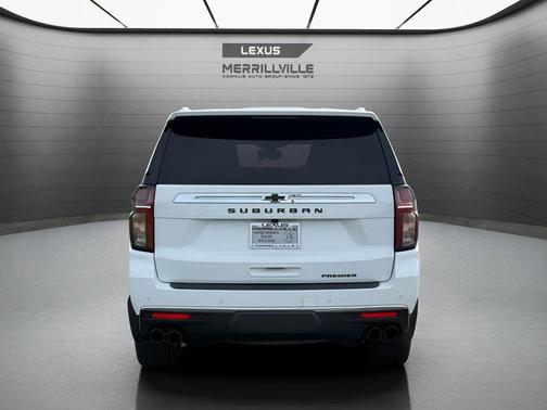 Summit White 2022 Chevrolet Suburban Premier