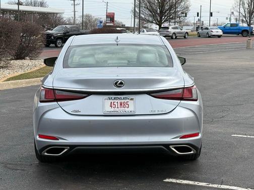 2025 Lexus ES 350 350