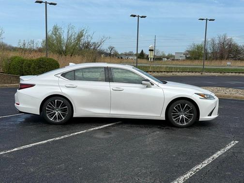 2024 Lexus ES 350 350
