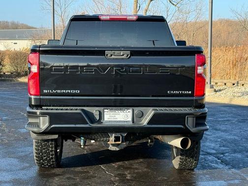 2022 Chevrolet Silverado 2500 Custom