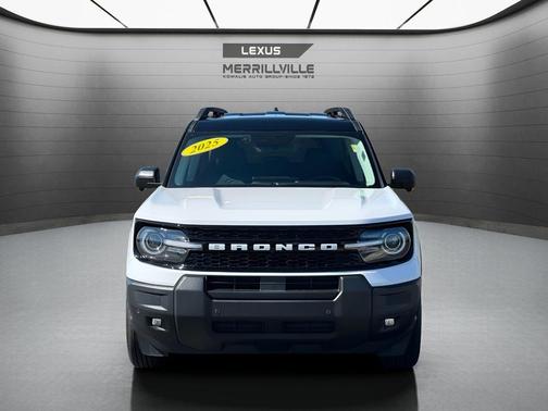 Oxford White 2025 Ford Bronco Sport Outer Banks