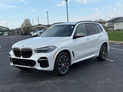 2022 BMW X5 M50i