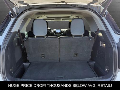 Oxford White 2022 Ford Explorer Limited