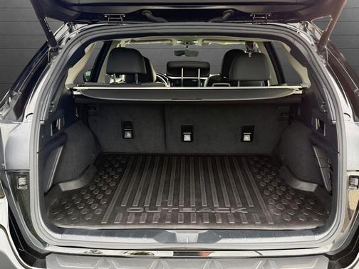 Crystal Black Silica 2021 Subaru Outback Onyx Edition XT