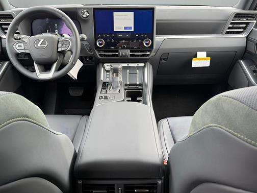 2026 Lexus GX 550 Overtrail+