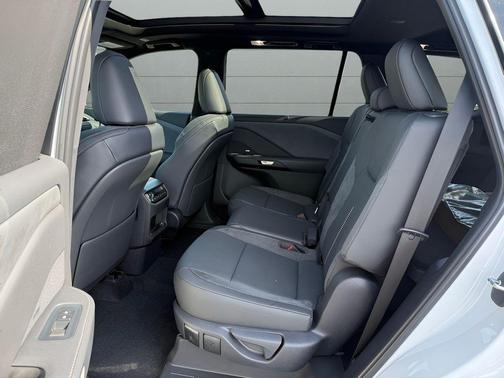 Wind Chill Pearl 2026 Lexus TX 350 Luxury