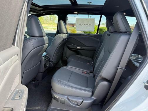Wind Chill Pearl 2026 Lexus TX 350 Luxury