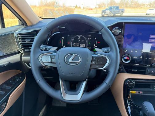 2026 Lexus NX 450h+ Luxury