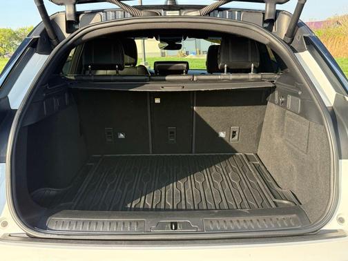 Fuji White 2020 Land Rover Range Rover Velar S