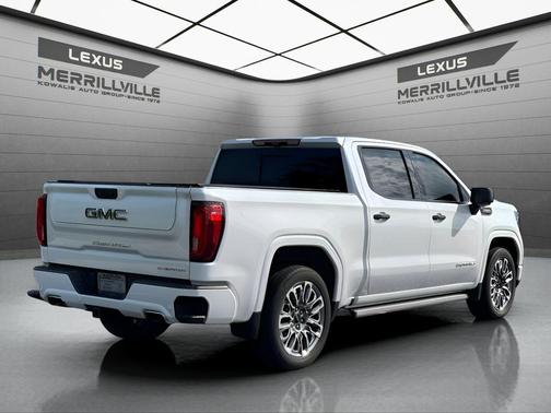 White Frost Tri-Coat 2024 GMC Sierra 1500 Denali Ultimate