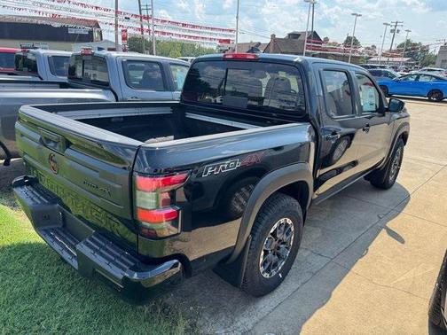 2025 Nissan Frontier PRO-4X