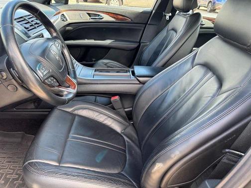 2017 Lincoln MKZ Base