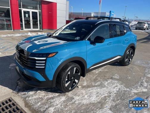 2025 Nissan Kicks SR