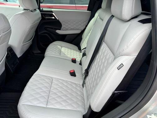 2022 Mitsubishi Outlander SEL 2.5 2WD