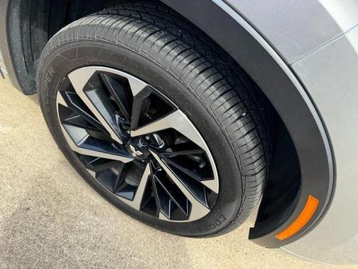 2022 Mitsubishi Outlander SEL 2.5 2WD