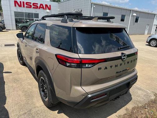 2025 Nissan Pathfinder Rock Creek 4WD