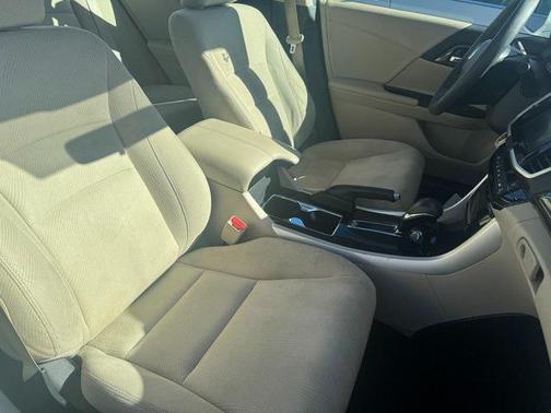 2017 Honda Accord EX
