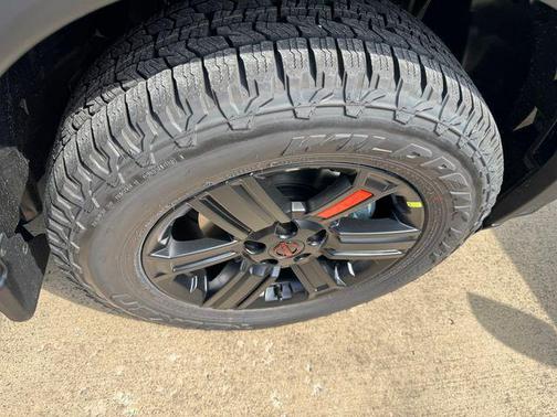 Super Black 2026 Nissan Rogue Rock Creek