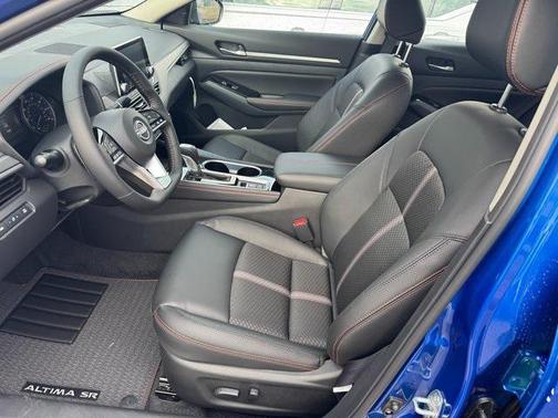 2025 Nissan Altima SR AWD