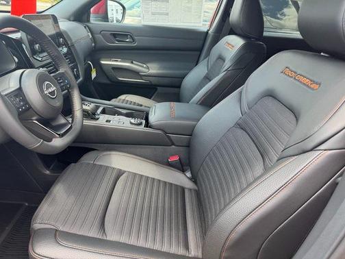 2025 Nissan Pathfinder Rock Creek 4WD