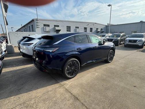 2025 Nissan Murano Platinum