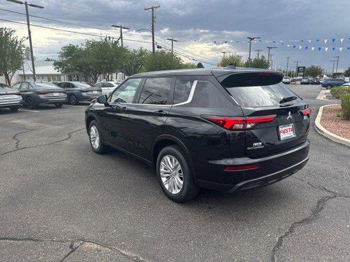 2024 Mitsubishi Outlander ES 2.5 S-AWC