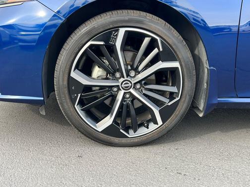 2023 Nissan Altima SR FWD