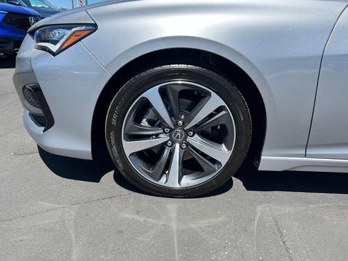 2025 Acura TLX Technology