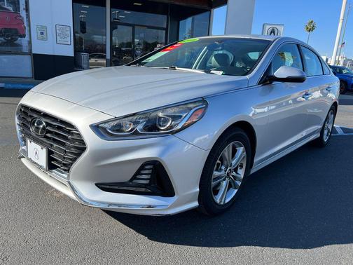 2018 Hyundai SONATA Limited