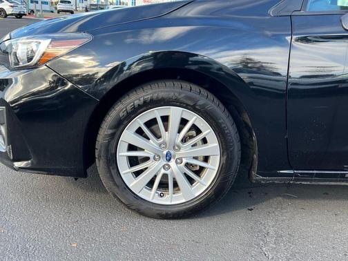 2017 Subaru Impreza 2.0i Premium