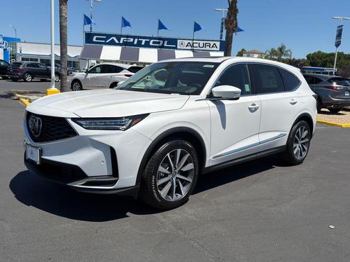 Platinum White Pearl 2026 Acura MDX Technology Package