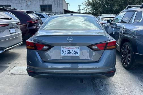 2025 Nissan Altima SV
