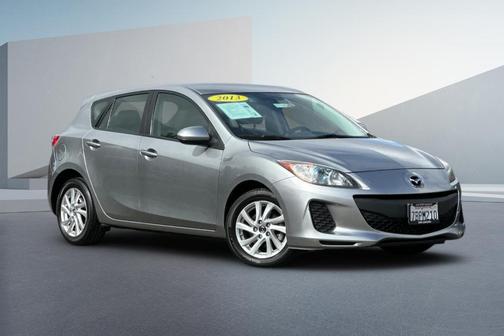2013 Mazda Mazda3 i Touring